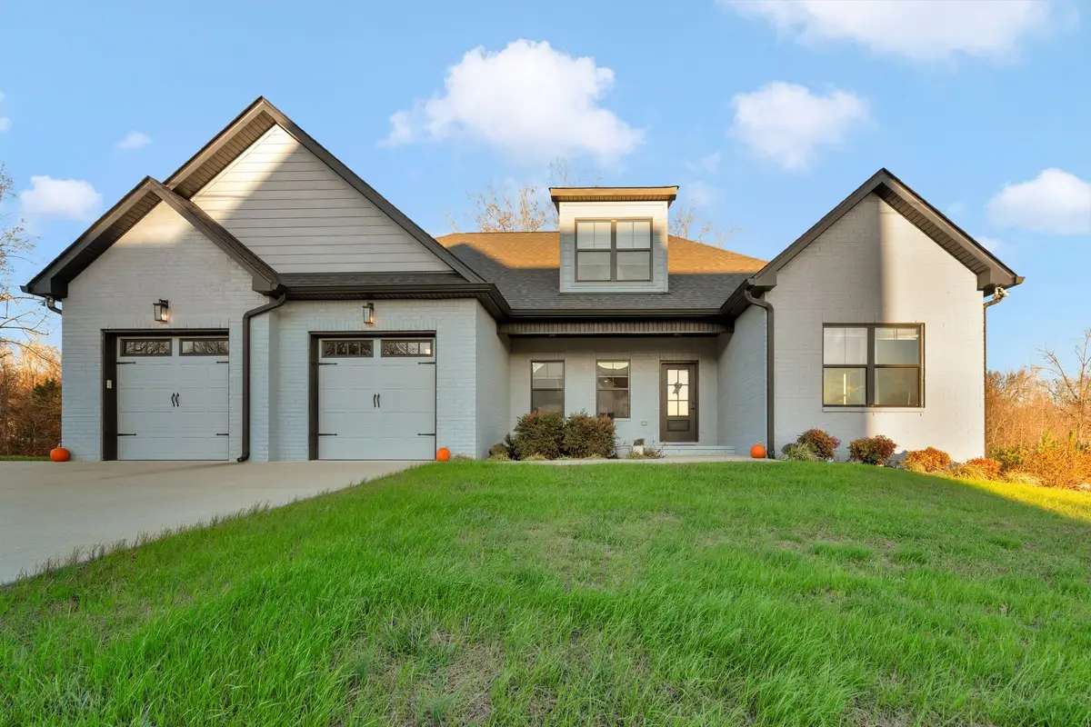 4 Evergreen Trl, Burns, TN 37029 - Image #1