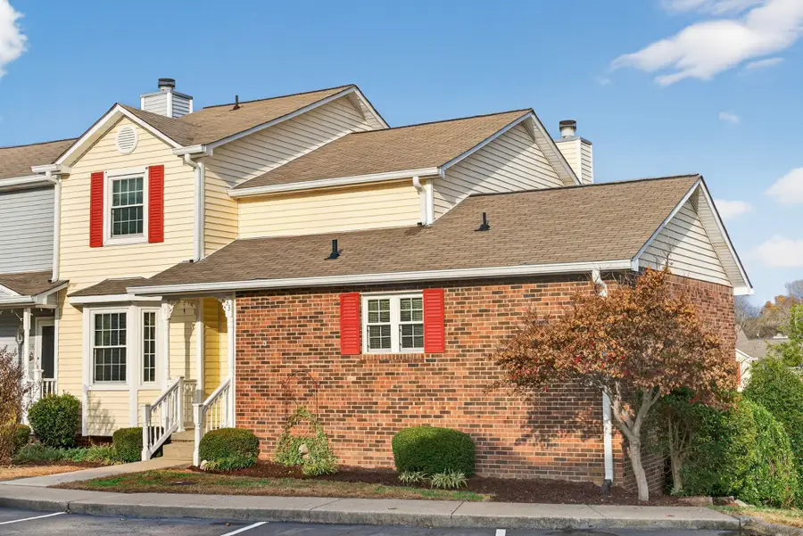 33 Rolling Meadows Dr, Goodlettsville, TN 37072 - Image #3