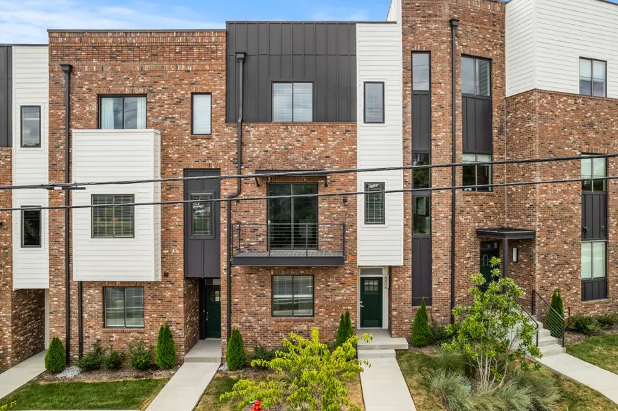 504 W Trinity Ln, Nashville, TN 37207 - Image #2