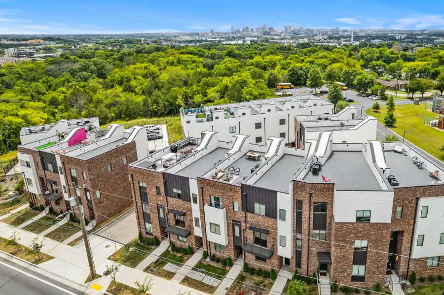 504 W Trinity Ln, Nashville, TN 37207 - Image #3