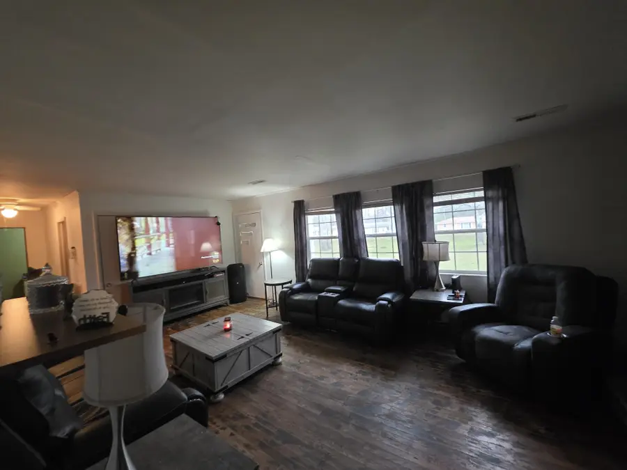 8871 Hwy 70 E, McEwen, TN 37101 - Image #3