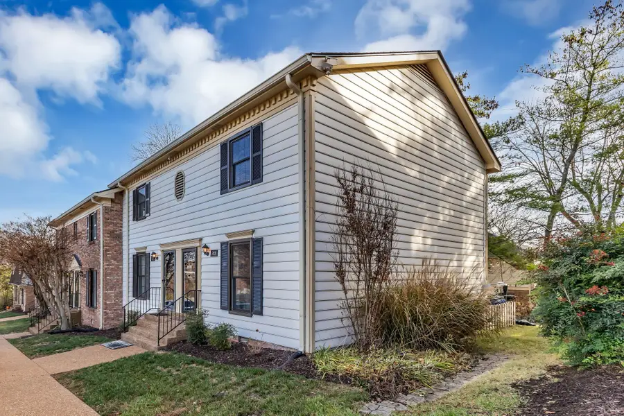 705 Fox Ridge Dr, Brentwood, TN 37027 - Image #3