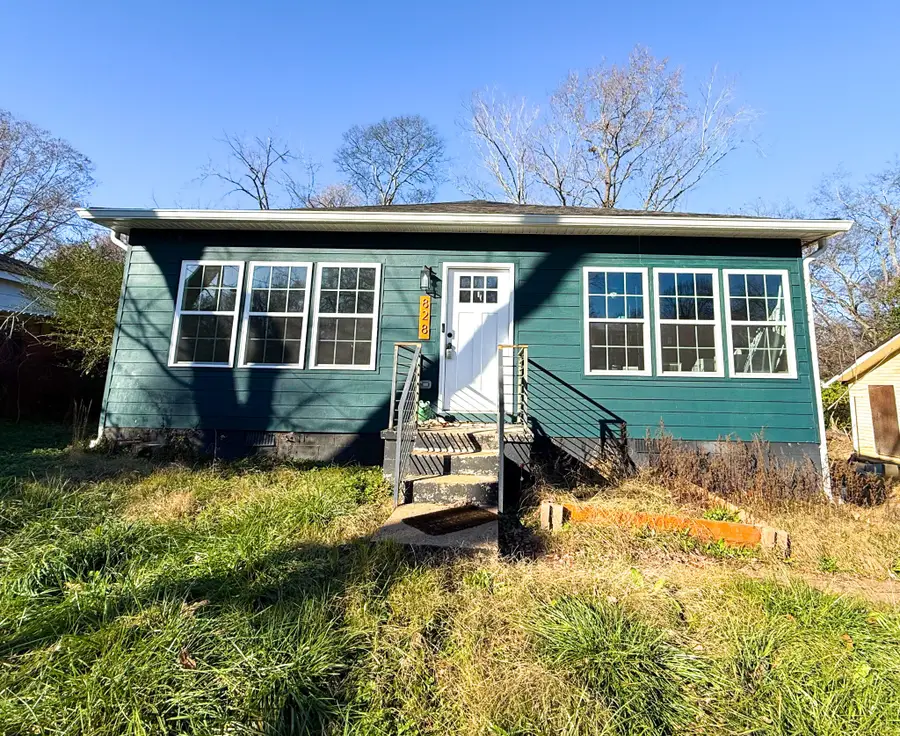 828 Gracey Ave, Clarksville, TN 37040 - Image #2