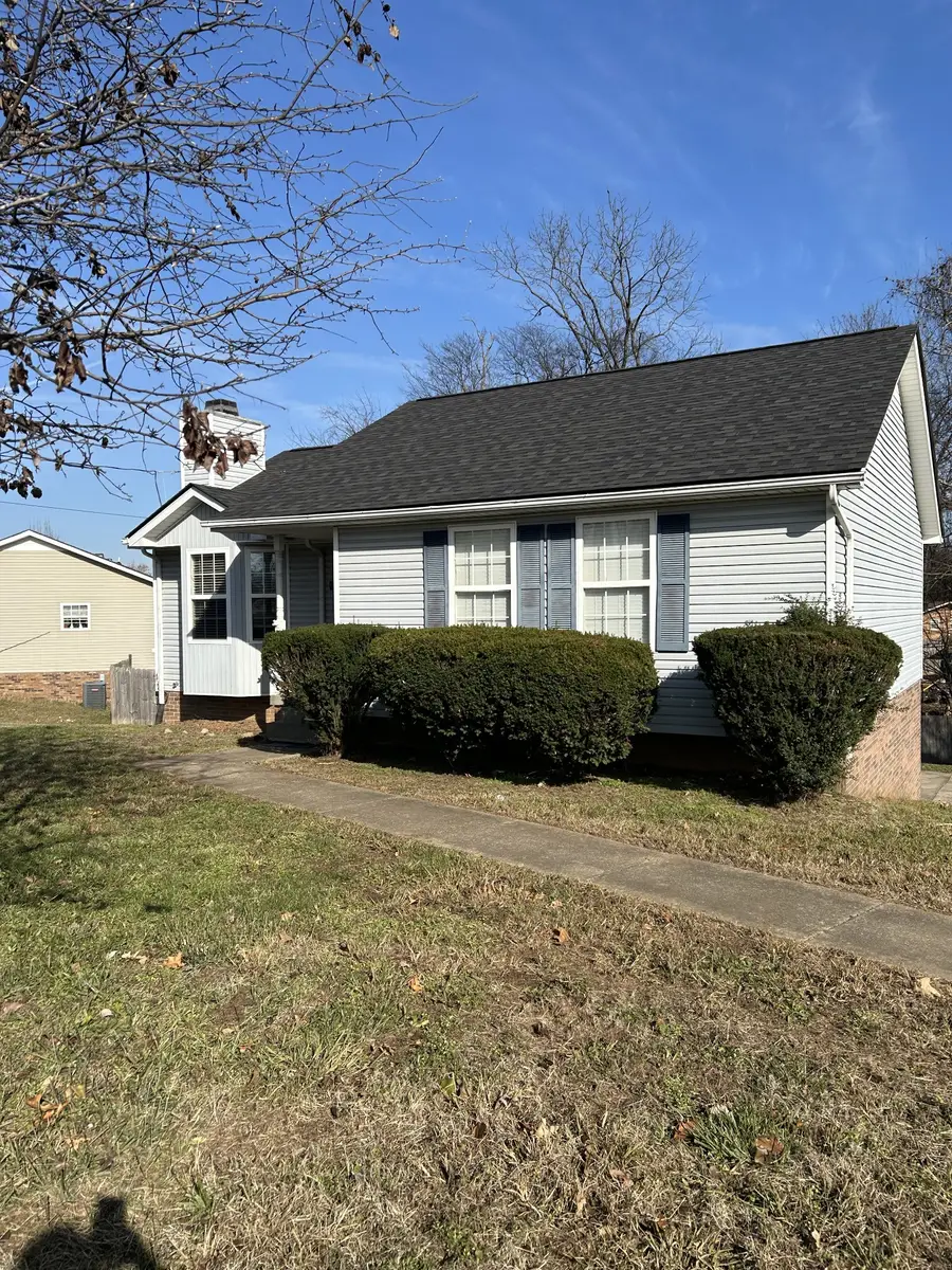 586 Somerset Ln, Clarksville, TN 37042 - Image #2