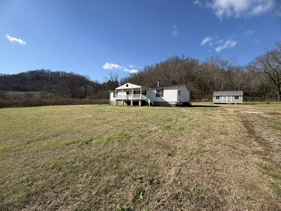 859 Pleasant Shade Hwy, Pleasant Shade, TN 37145 - Image #2
