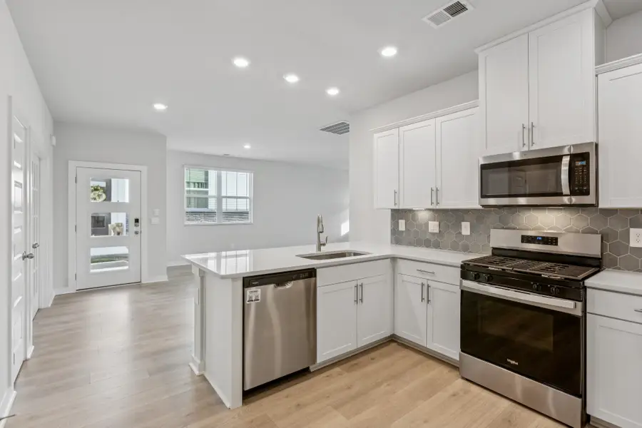 2069 Holmesburg Pvt Cir, Gallatin, TN 37066 - Image #3