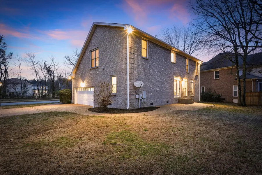 901 West Point Cove, Hermitage, TN 37076 - Image #2