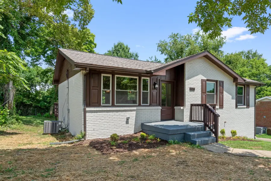 3036 Sunnyview Dr, Nashville, TN 37218 - Image #3