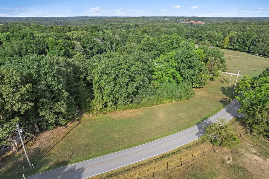 1 Old County House Rd, White Bluff, TN 37187 - #2