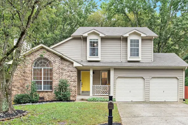 420 Black Mountain Dr, Antioch, TN 37013