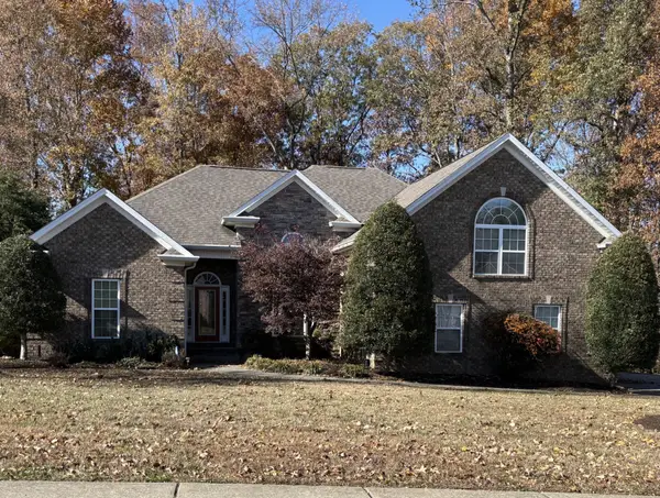 1019 Carrs Creek Blvd, Greenbrier, TN 37073