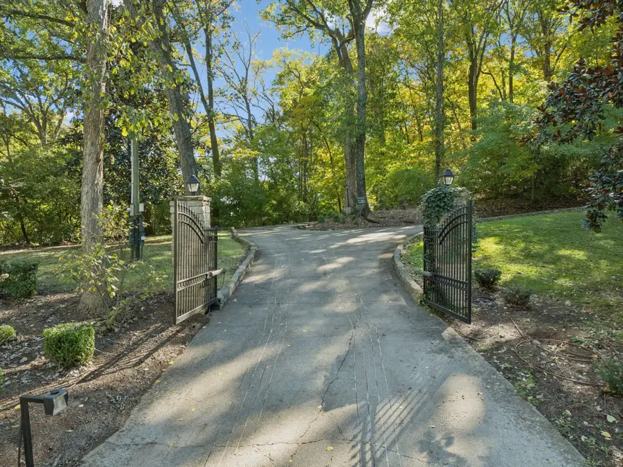 515 Hillwood Blvd, Nashville, TN 37205 - Image #3