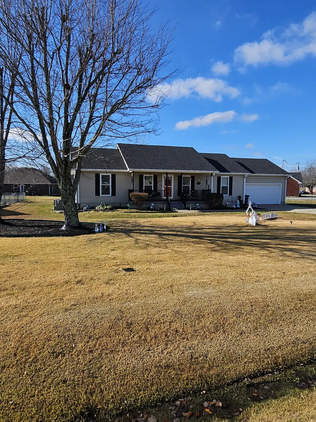 100 Ourtown Ct, Lafayette, TN 37083 - Image #1