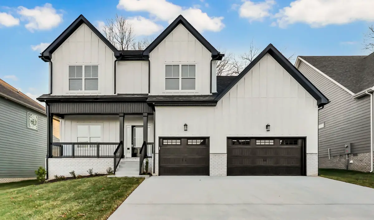 986 Alton Dr, Clarksville, TN 37043 - Image #1