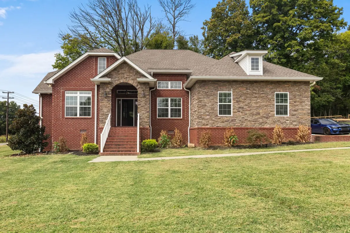 55 Mockingbird Ln, Hartsville, TN 37074 - Image #1