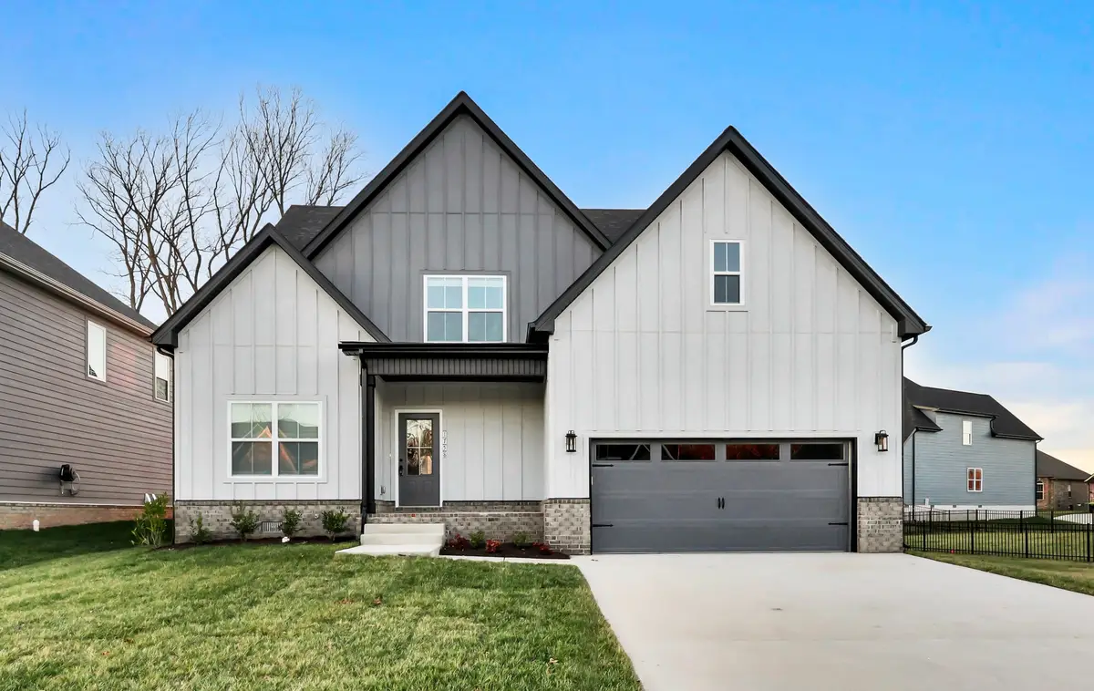 1758 Oak Forest Dr, Clarksville, TN 37043 - Image #1