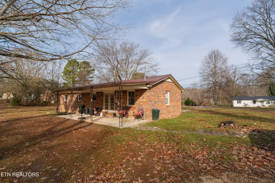 408 Shady Oaks Dr, Spencer, TN 38585 - Image #2