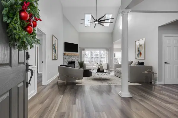 201 Woodcrest Ct, Franklin, TN 37067