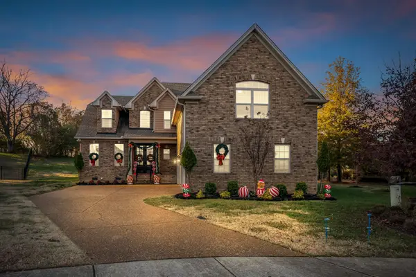 1013 Broughton Pl, Gallatin, TN 37066