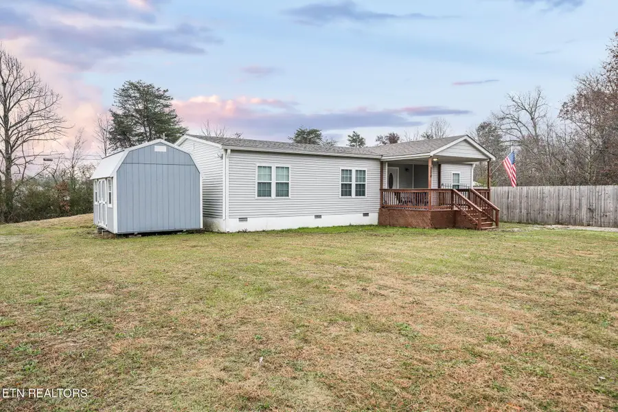 219 N Lowe Rd, Crossville, TN 38571 - Image #2