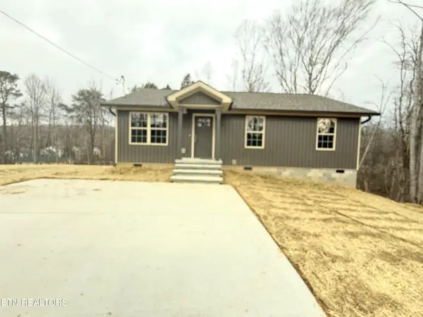 264 Wilberforce Ave, Oak Ridge, TN 37830