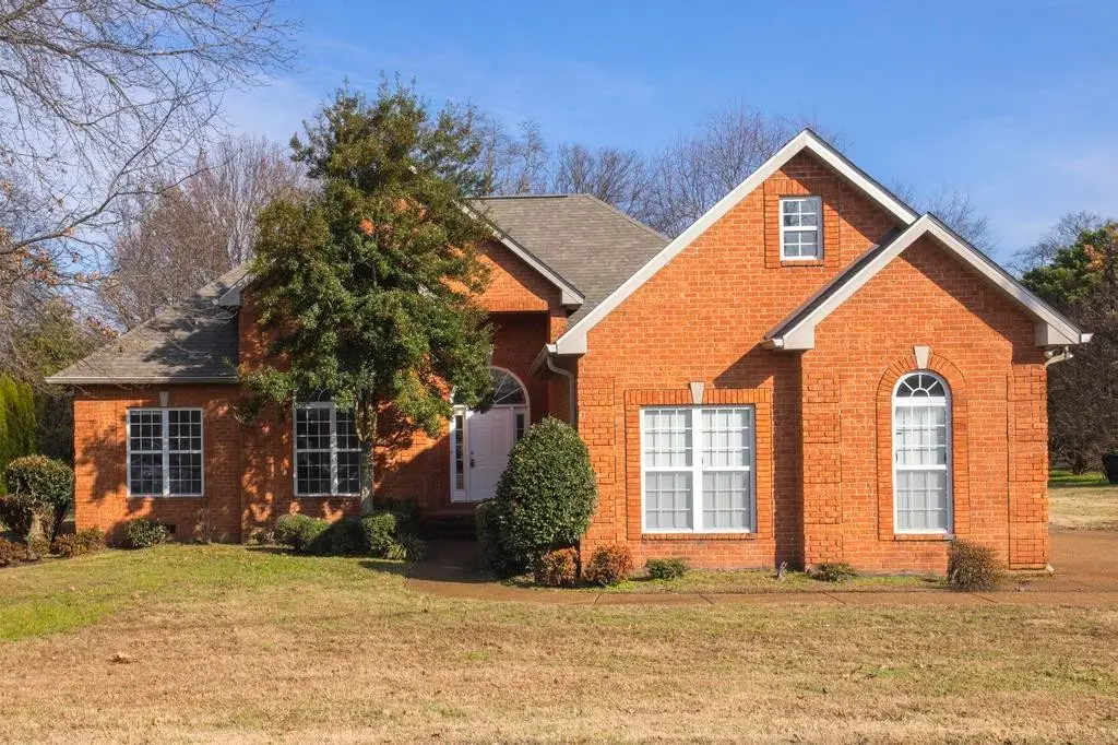 3007 Nottingham Cir W, Mount Juliet, TN 37122 - Image #1