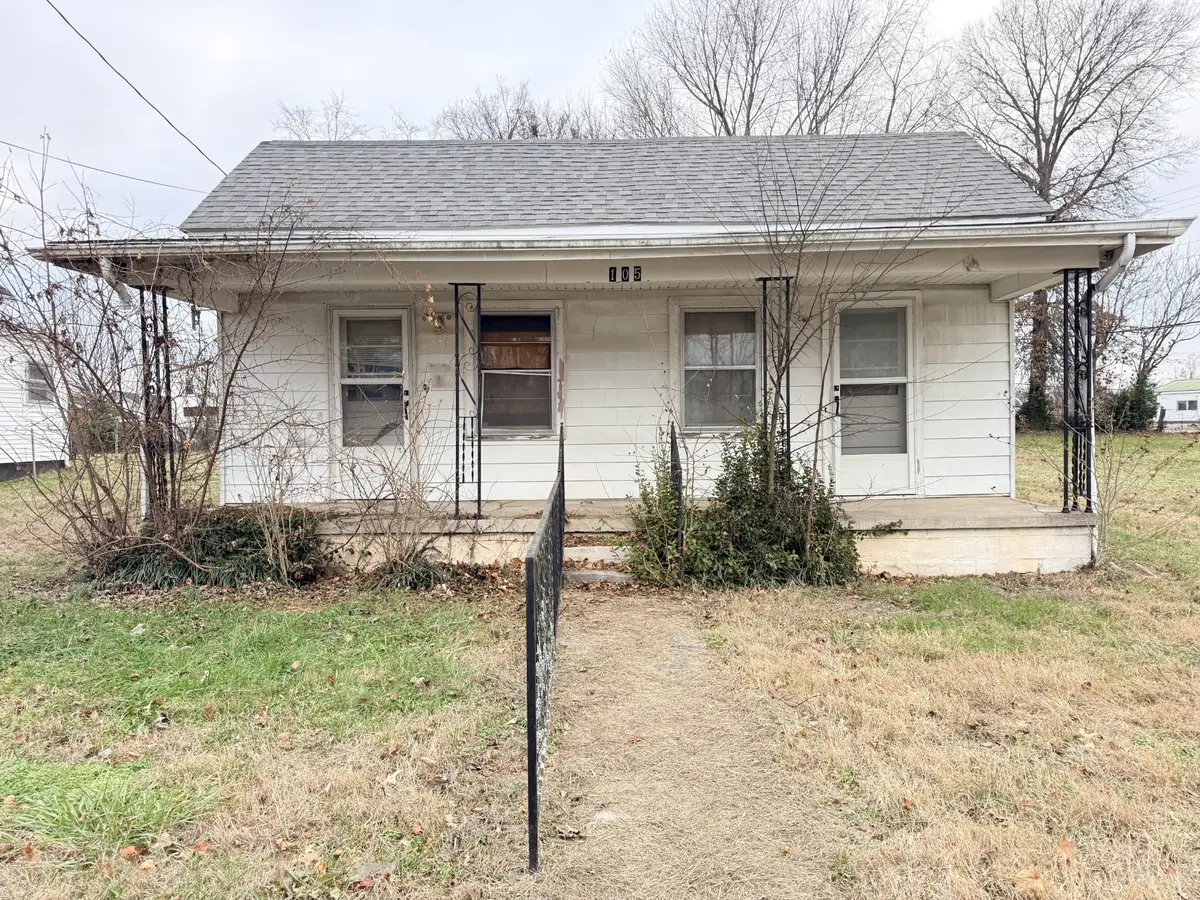 105 Liberty St, Hopkinsville, KY 42240 - Image #1