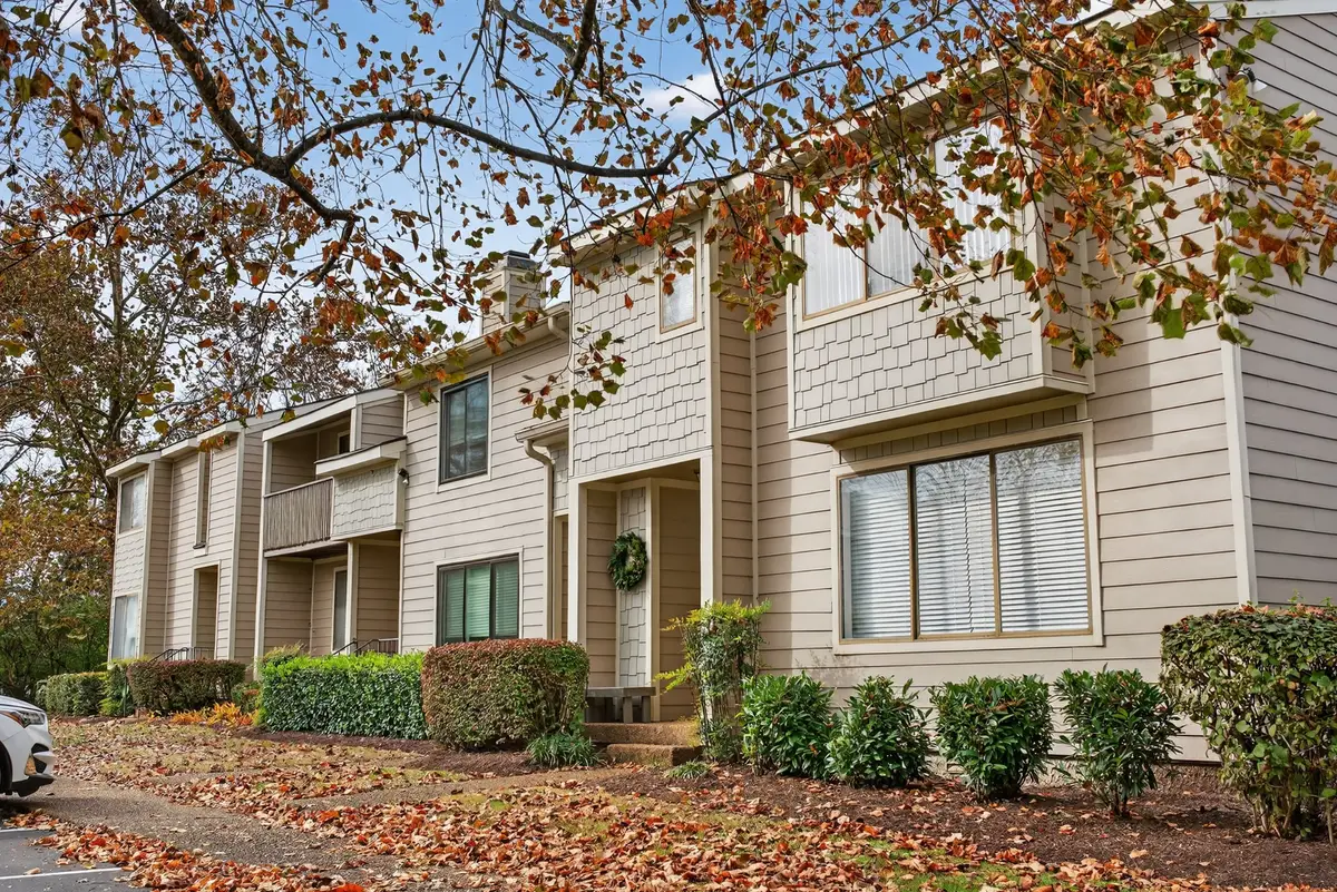 716 Barlin Ct, Nashville, TN 37221 - Image #1