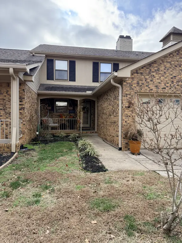 309 Kingswood Ct, Clarksville, TN 37043