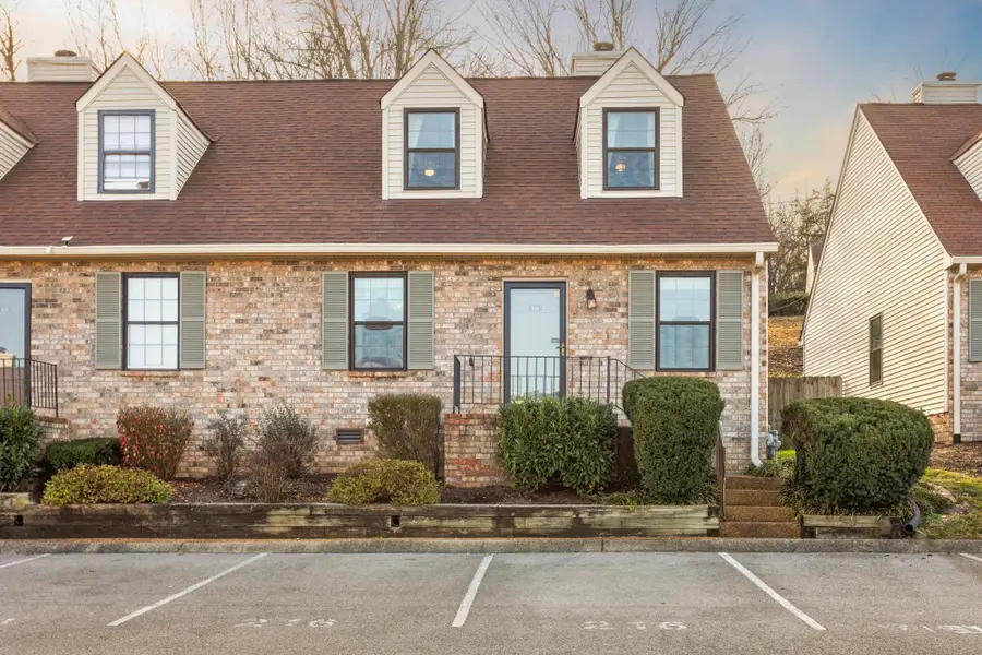 216 Deerpoint Ct, Hendersonville, TN 37075 - Image #3