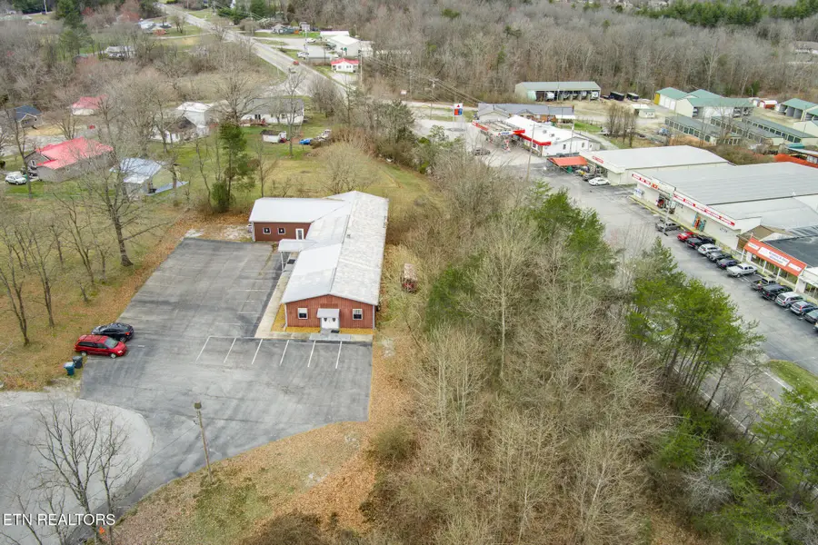 164 Oak Rd, Crossville, TN 38555 - Image #2
