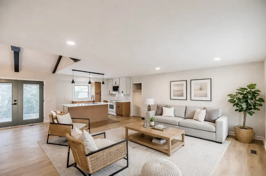 318 Donna Dr, Hendersonville, TN 37075 - Image #3