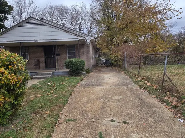 2492 Heard Ave, Memphis, TN 38108