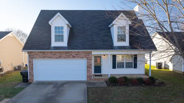 1726 Saint Andrews Dr, Murfreesboro, TN 37128