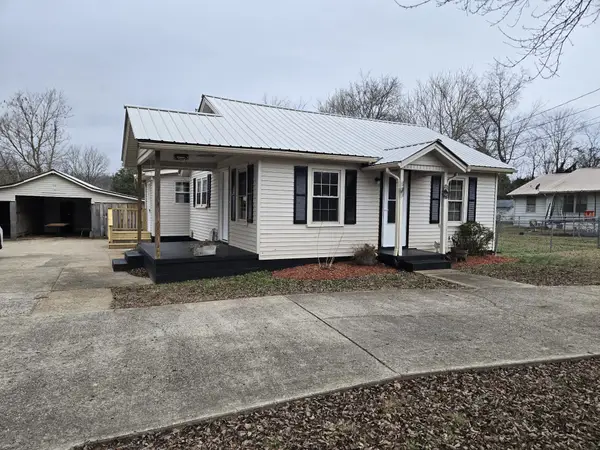 1755 W Trace Creek Rd, Waverly, TN 37185