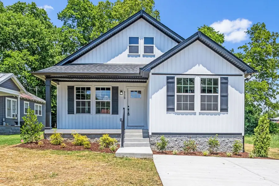 128 W Morningside Dr, Gallatin, TN 37066 - Image #2