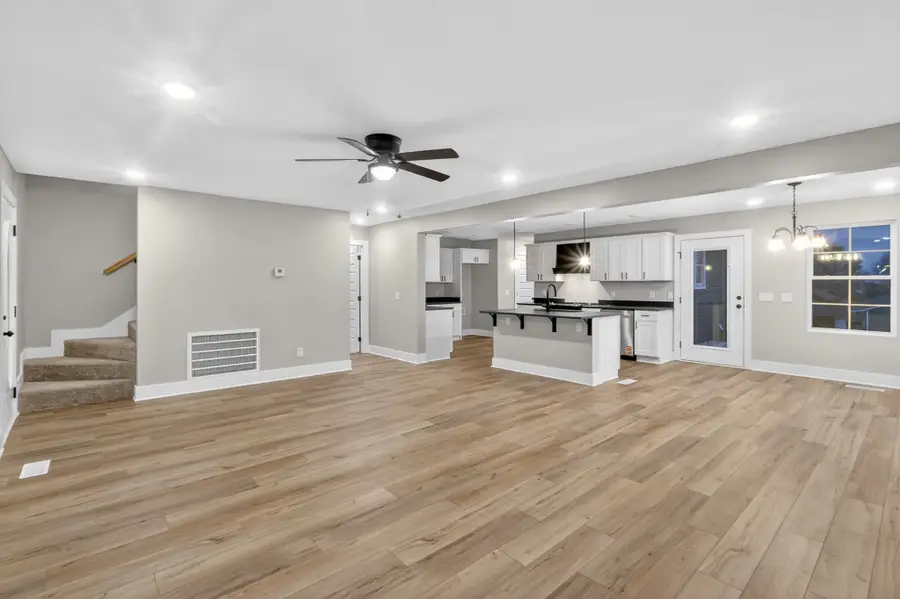 201 Fontenay Dr, Lebanon, TN 37090 - Image #3