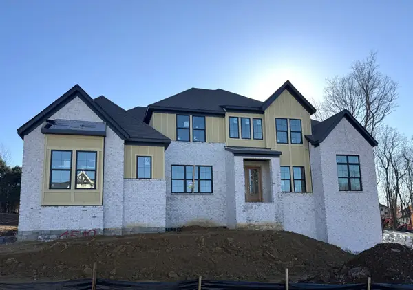 5721 Nola Dr, Arrington, TN 37014