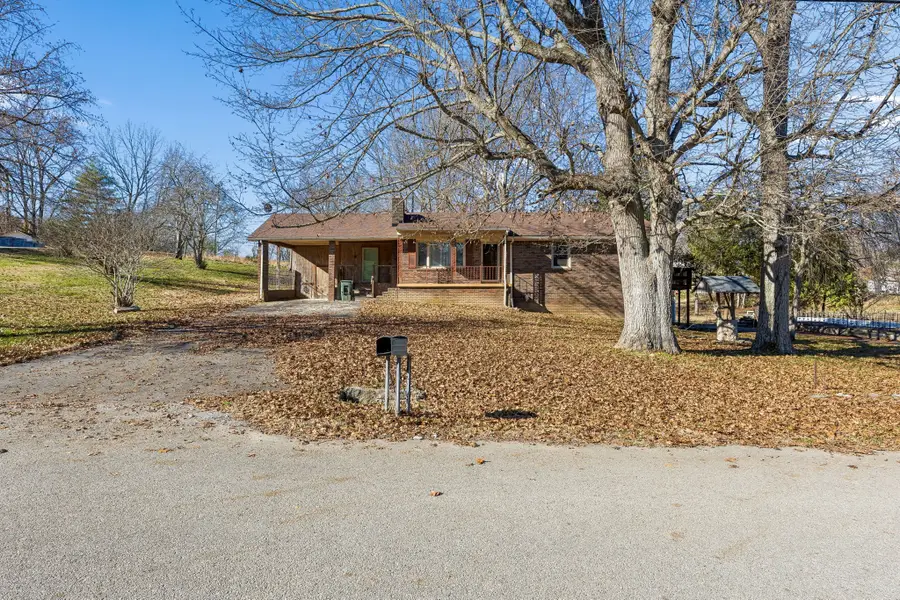 148 Maple St, Gordonsville, TN 38563 - Image #2