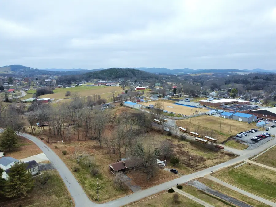 148 Maple St, Gordonsville, TN 38563 - Image #3