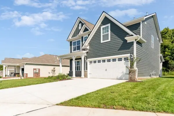 1037 Ewell Farm Cir, Spring Hill, TN 37174 - Image #3