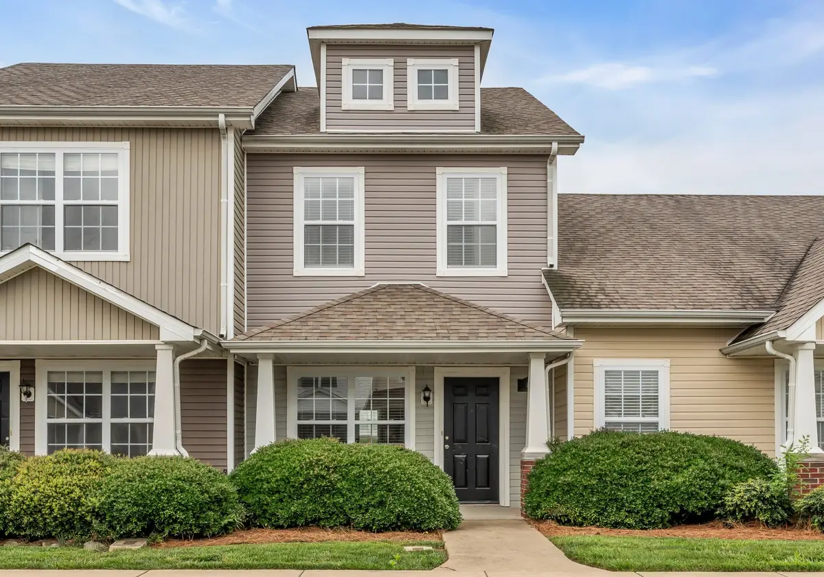 68 John Sevier Ave, Clarksville, TN 37040 - Image #1