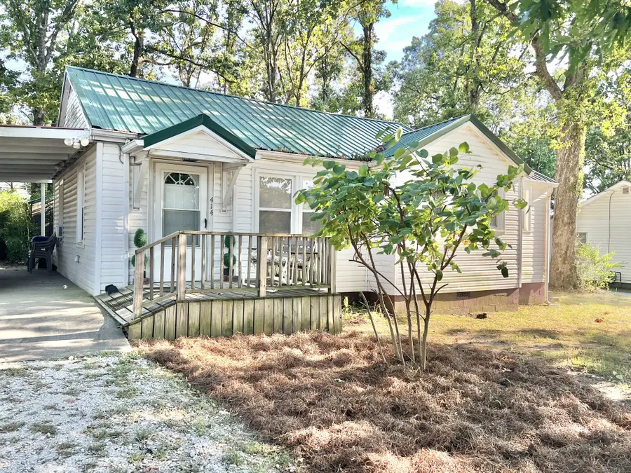 414 Broadway Ave, New Johnsonville, TN 37134 - Image #2