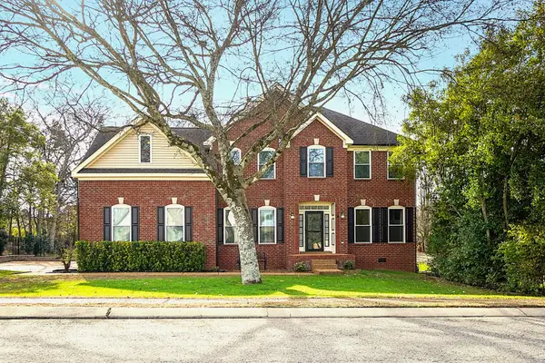 224 Spy Glass Way, Hendersonville, TN 37075