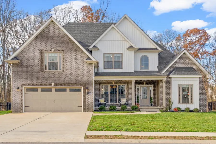 1184 Chagford Dr, Clarksville, TN 37043 - Image #2