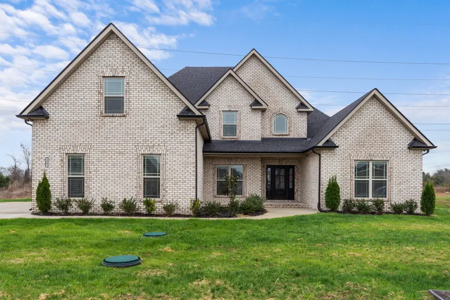 5405 Walnut Farms Boulevard, Christiana, TN 37037 - Image #2