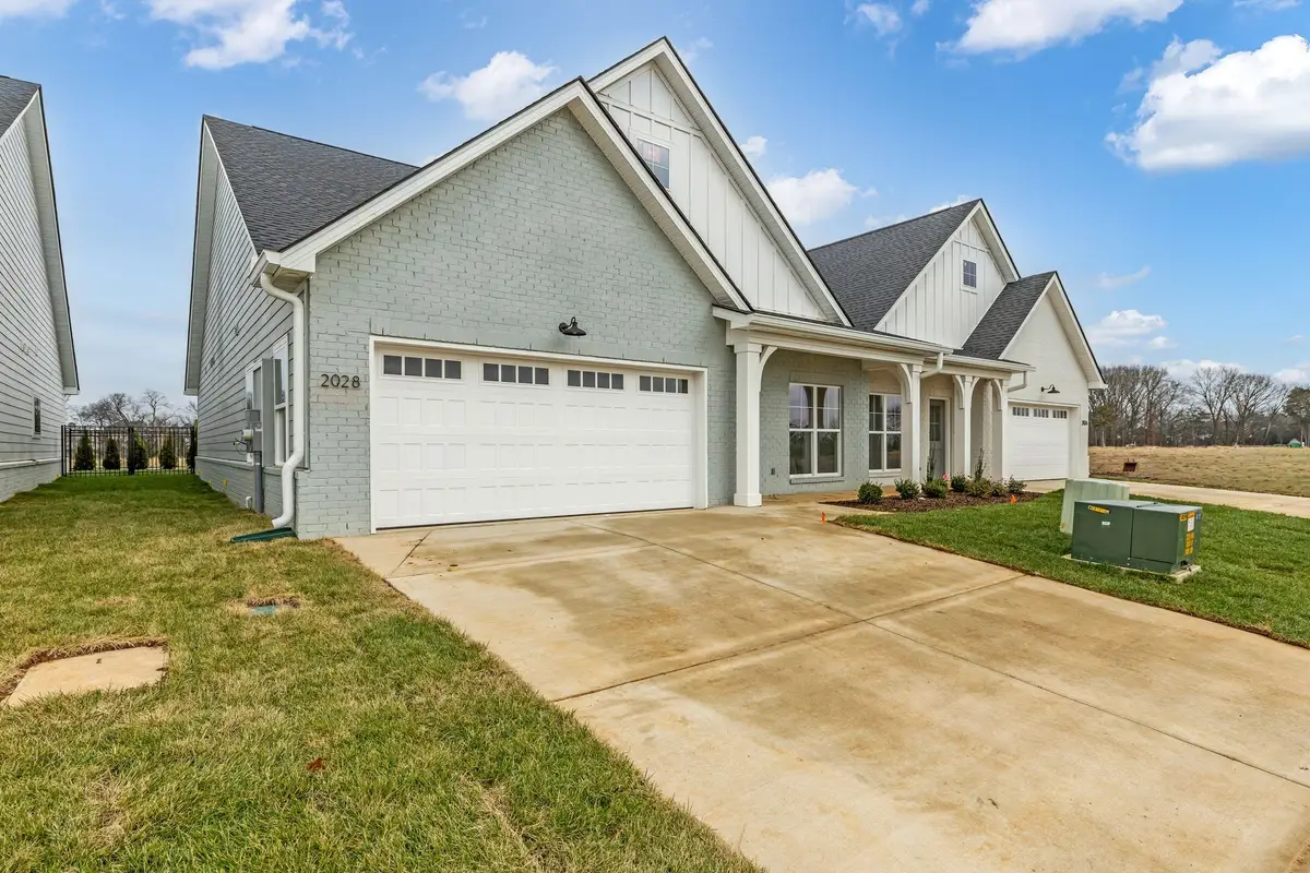 2028 Grace Johns Cir, Murfreesboro, TN 37128 - Image #1