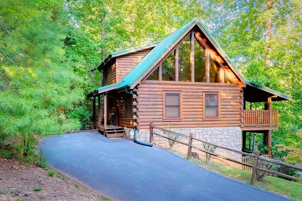 749 Yona Trail Way, Gatlinburg, TN 37738 - Image #1