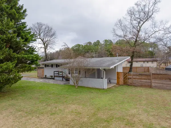 1329 Highland Way, Hixson, TN 37343