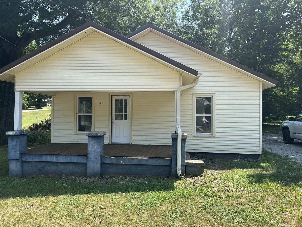 106 Hemlock St, Bruceton, TN 38317 - Image #1
